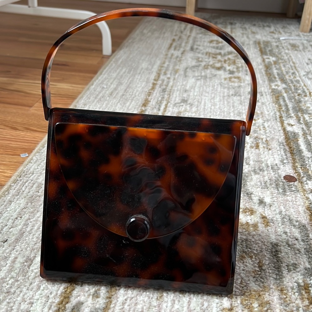 Tortoise hard bag